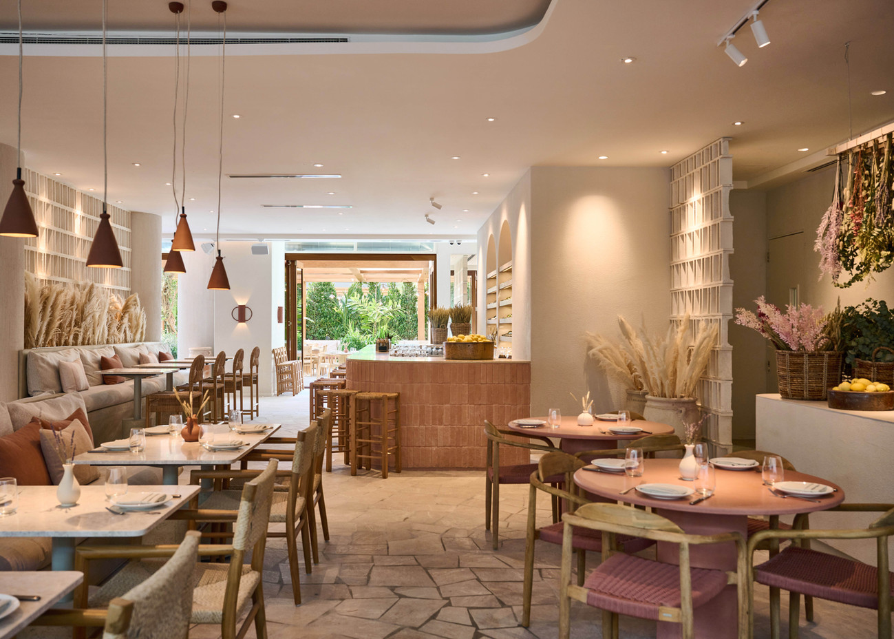 Mythos Urban Greek Eatery — Greek restaurant in Dubai